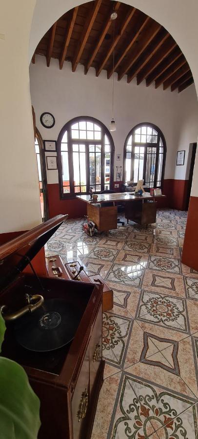 Отель San Felipe El Real Чиуауа Экстерьер фото